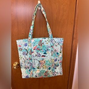 Vera  Bradley Tote NWT